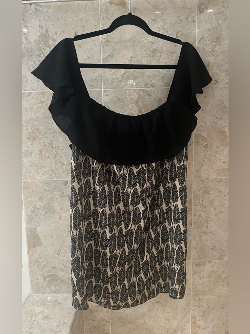 Animale Black and Cream Leaf-Print Dress